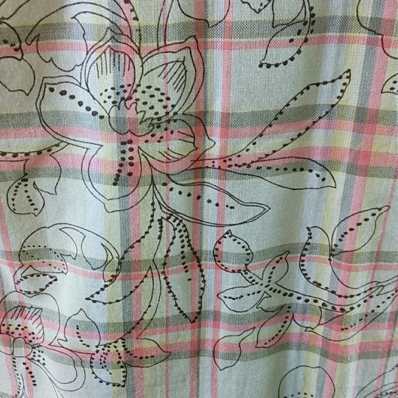 Short Sleeved Plaid & Floral Print Shirt PL NWOT - Picture 4 of 7